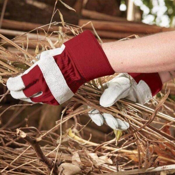 cleaning gardening glove